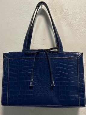 Vintage Liz Clairborne Croc-Embossed Colbalt Blue Tote Bag with Bow Accent